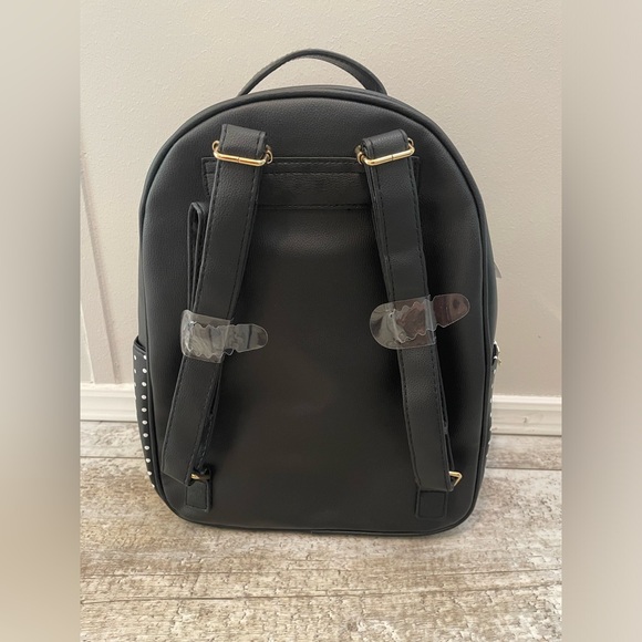 NWT Mickey weekender bag, backpack and mickey phone crossbody bag - Picture 8 of 8